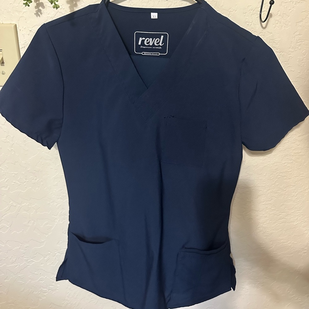 Tags Revel Navy Blue Scrub Set | Jogger pants | Like New | XS